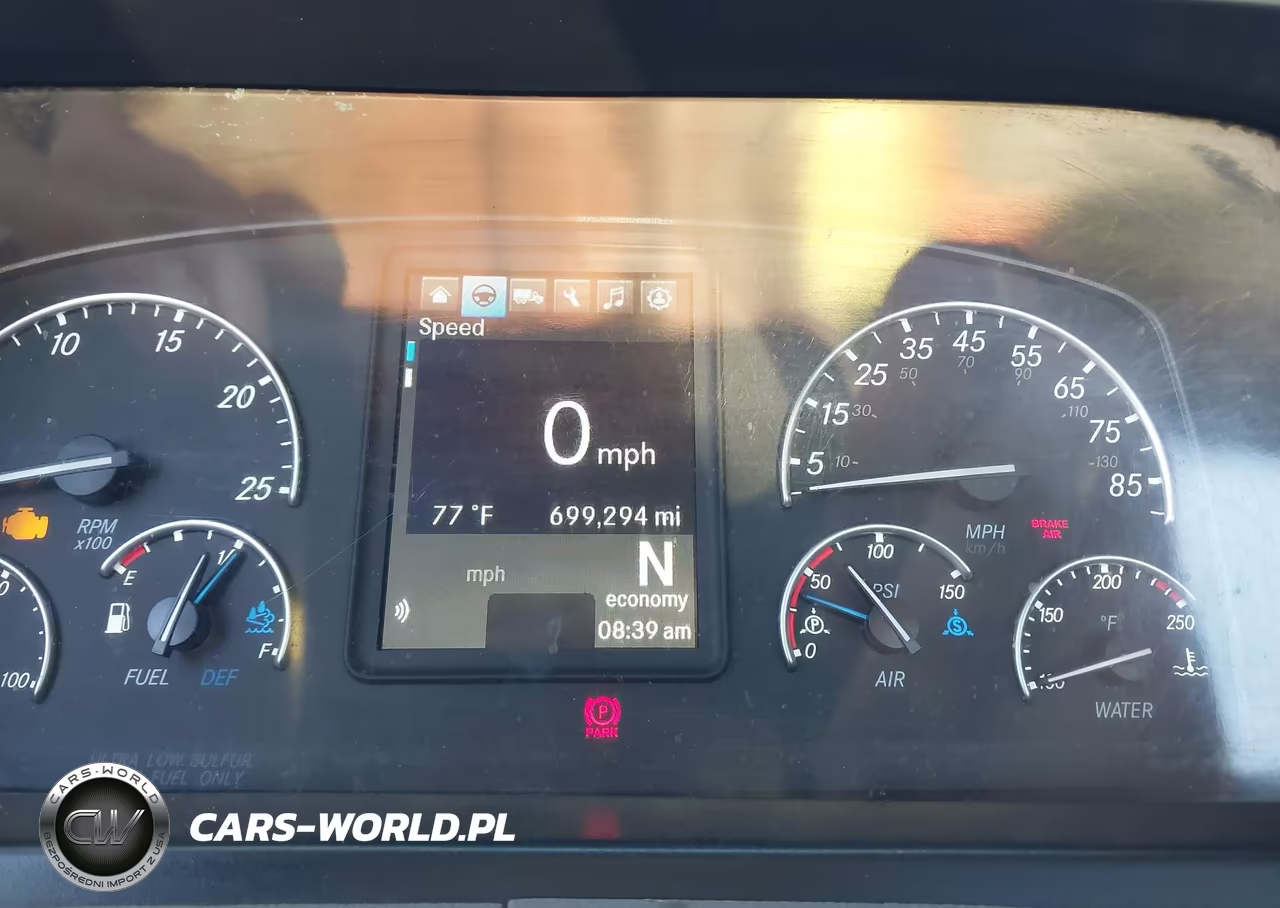 2019 Freightliner Cascadia 116 VIN:3AKJHTDV0KSKN2835 - 5