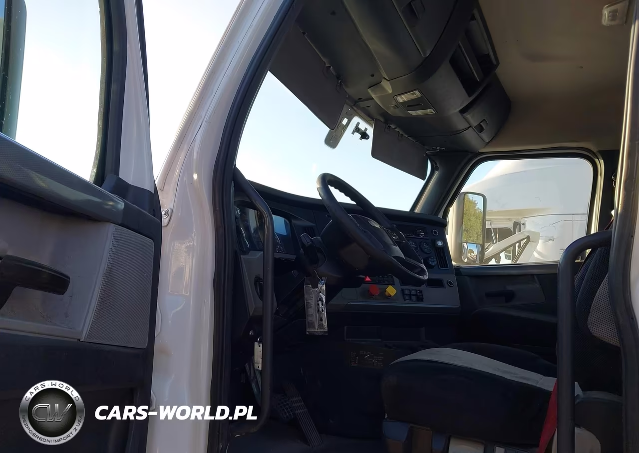 2019 Freightliner Cascadia 116 VIN:3AKJHTDV0KSKN2835 - 6