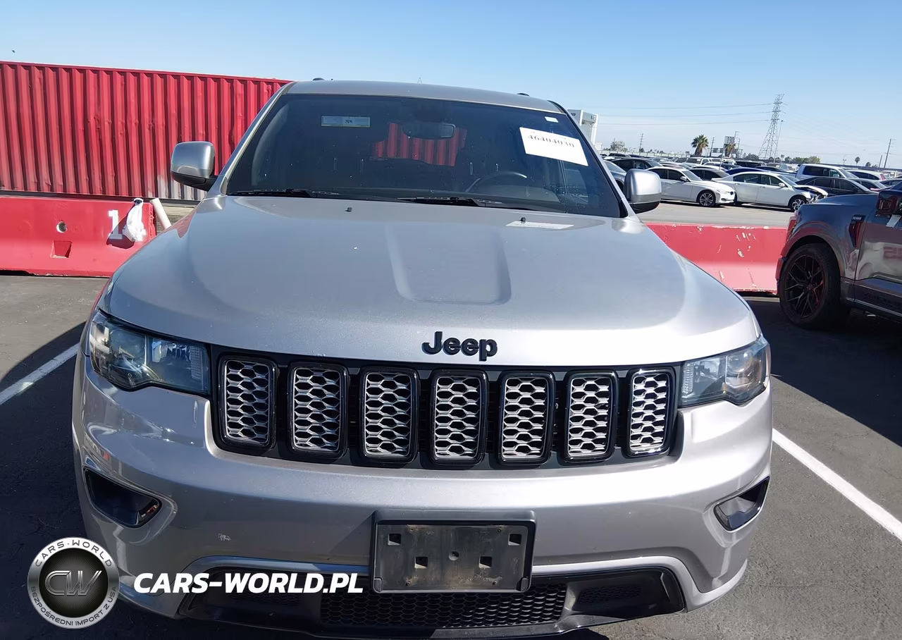 2019 Jeep Grand Cherokee Altitude 4X2 VIN:1C4RJEAG6KC732177 - 12