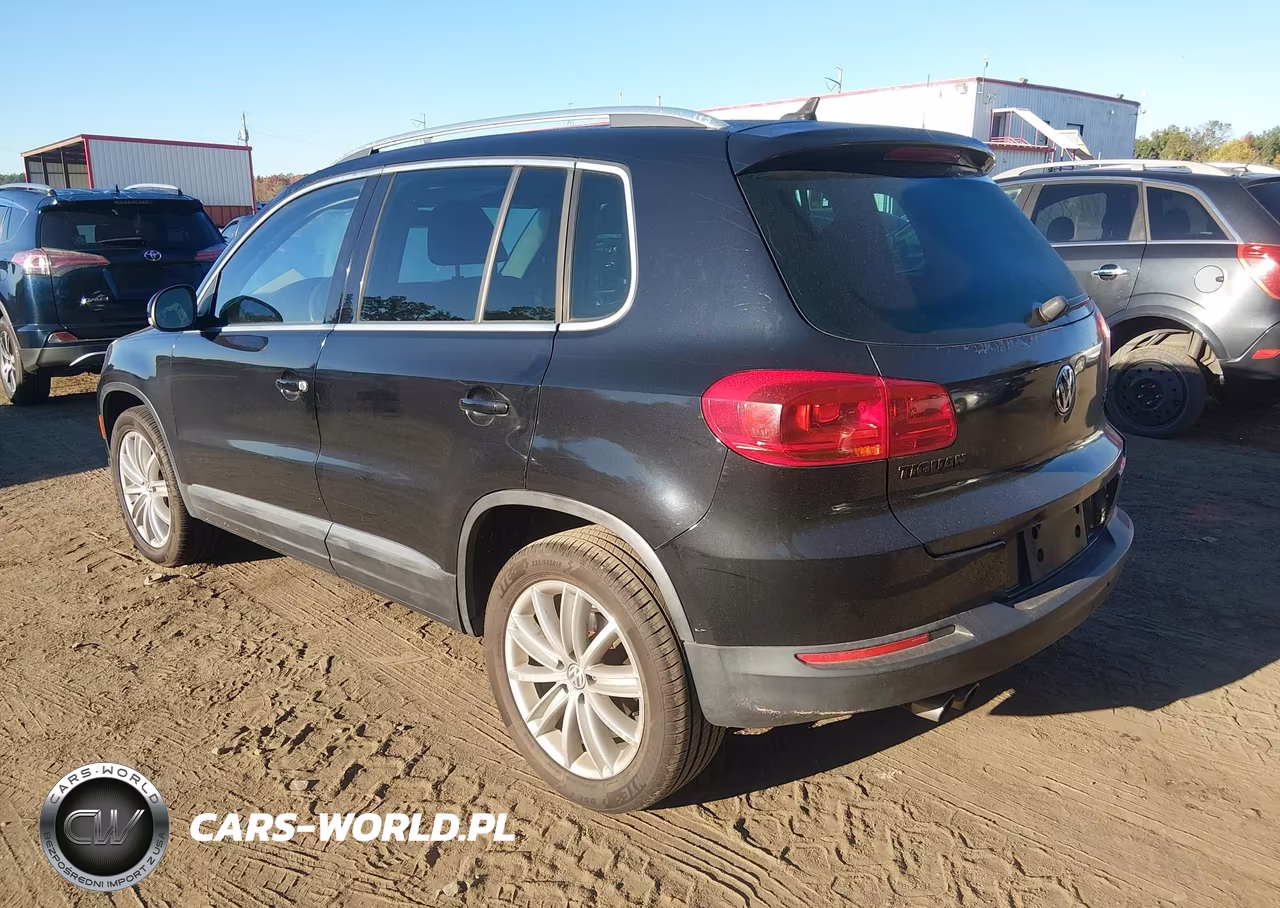 2012 Volkswagen Tiguan Se VIN:WVGAV7AX8CW536105 - 3