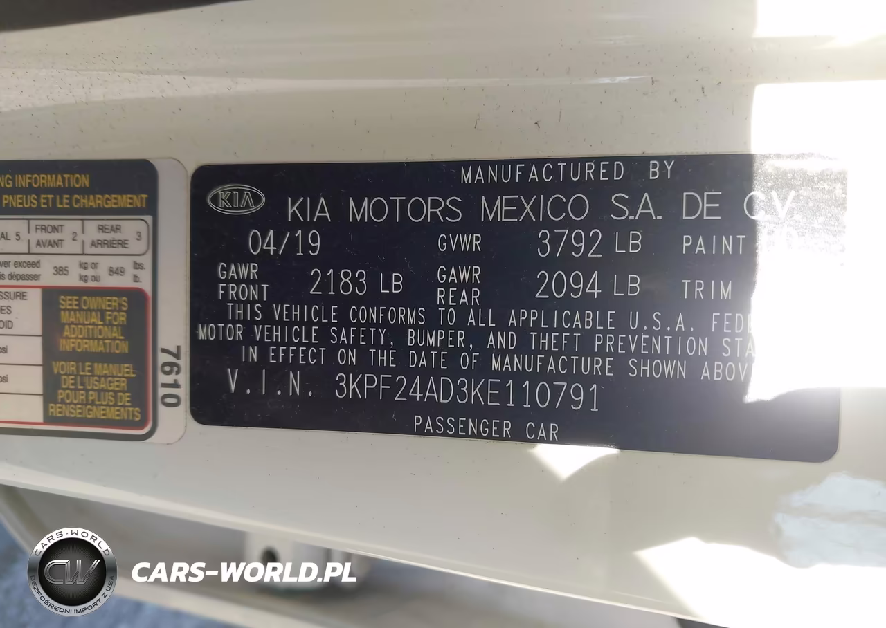 2019 Kia Forte Lxs VIN:3KPF24AD3KE110791 - 9