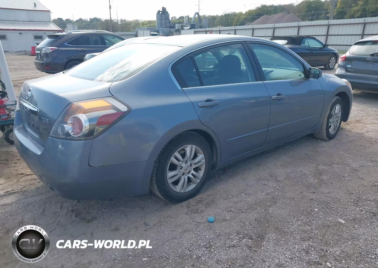 2011 Nissan Altima 2.5 S VIN:1N4AL2AP4BC182988 - 4