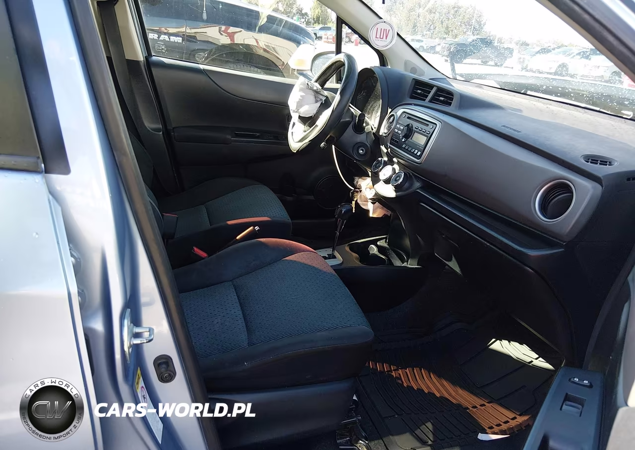 2014 Toyota Yaris Se (Tmc-Cbu Plant) VIN:JTDKTUD39ED592557 - 5