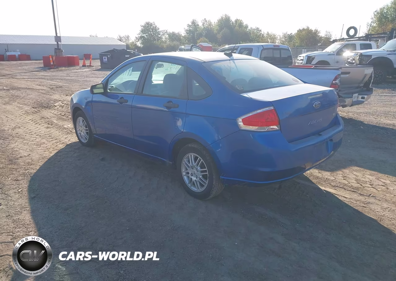 2010 Ford Focus Se VIN:1FAHP3FNXAW136143 - 3