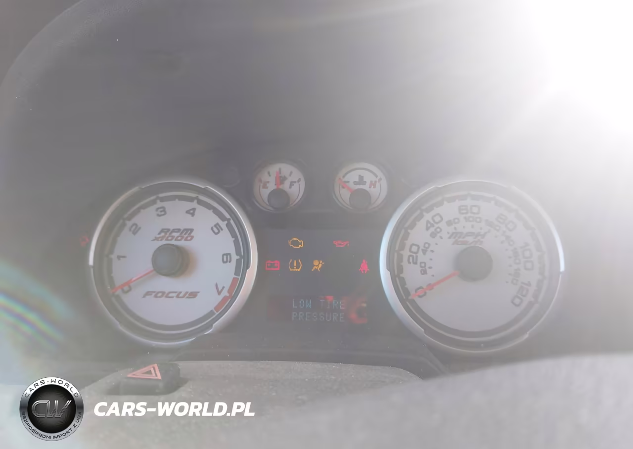 2010 Ford Focus Se VIN:1FAHP3FNXAW136143 - 7