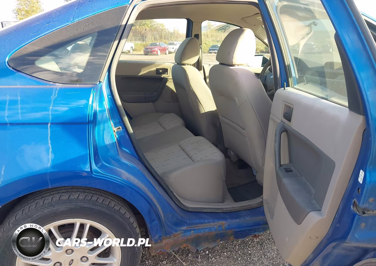 2010 Ford Focus Se VIN:1FAHP3FNXAW136143 - 8