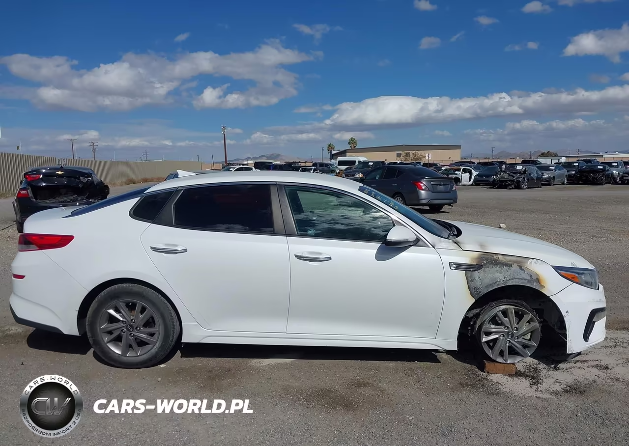 2019 Kia Optima Lx VIN:5XXGT4L36KG341844 - 13