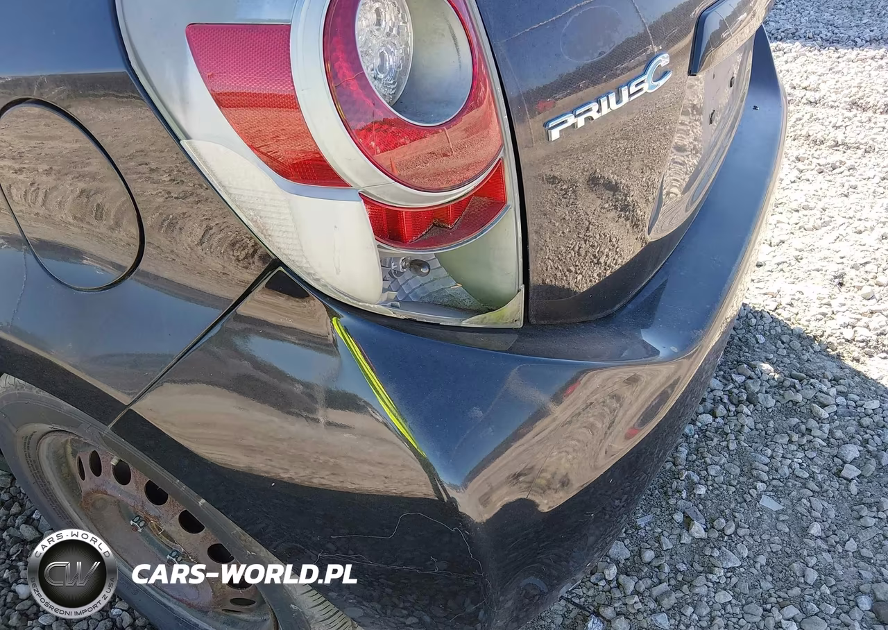 2012 Toyota Prius C Two VIN:JTDKDTB37C1510642 - 6