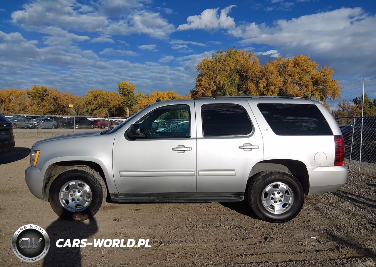 2011 Chevrolet Tahoe Lt VIN:1GNSKBE02BR169448 - 14