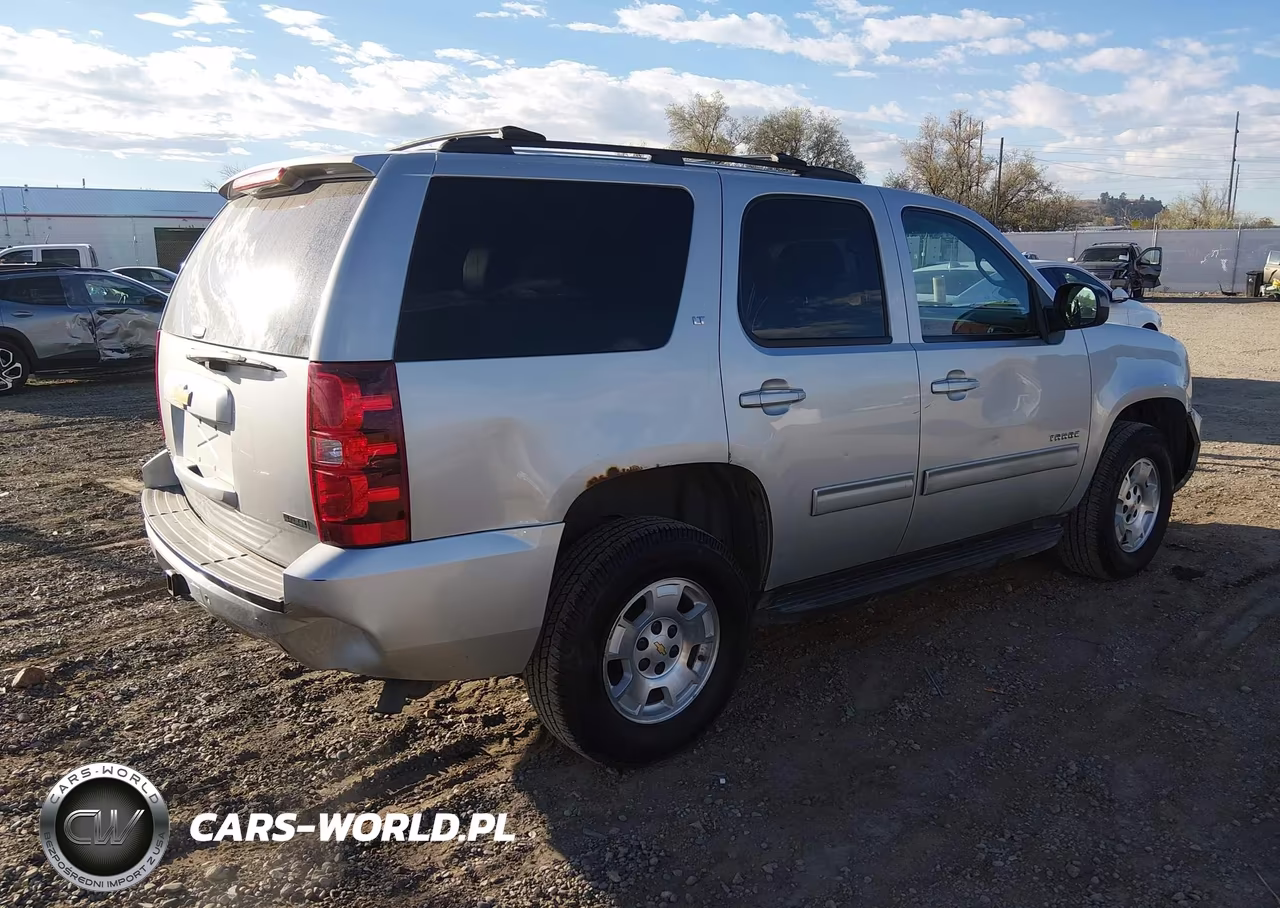 2011 Chevrolet Tahoe Lt VIN:1GNSKBE02BR169448 - 4