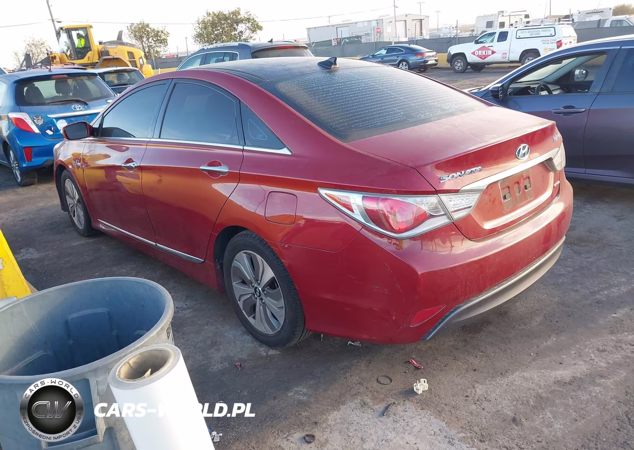 2015 Hyundai Sonata Hybrid Limited VIN:KMHEC4A46FA119868 - 3