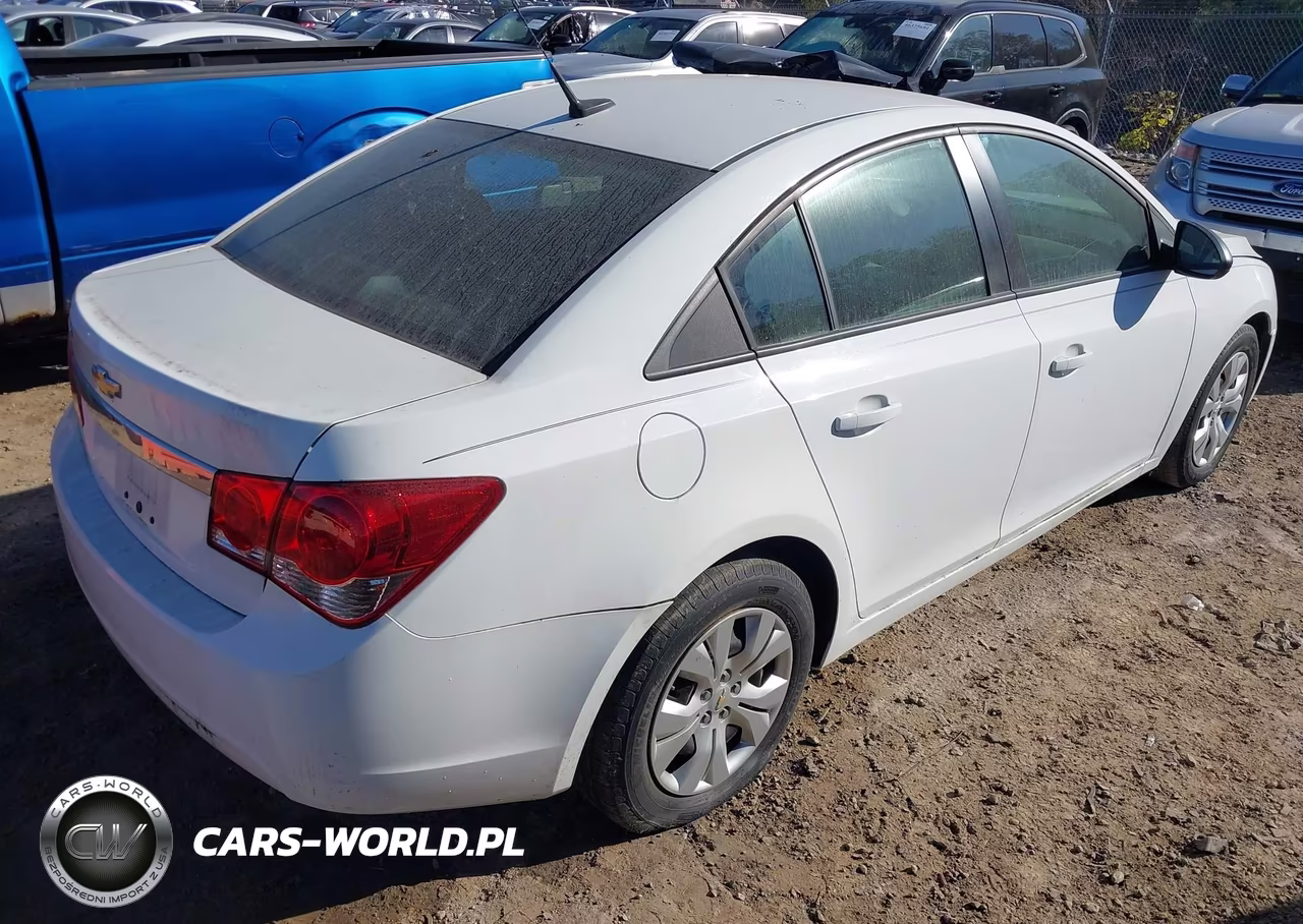 2013 Chevrolet Cruze Ls Auto VIN:1G1PA5SH6D7315953 - 4
