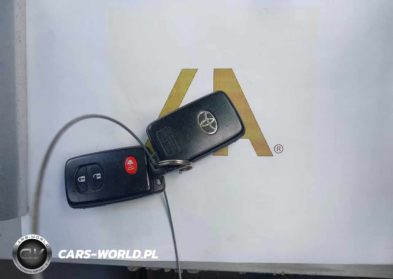 2011 Toyota Prius VIN:JTDKN3DU0B0264640 - 11