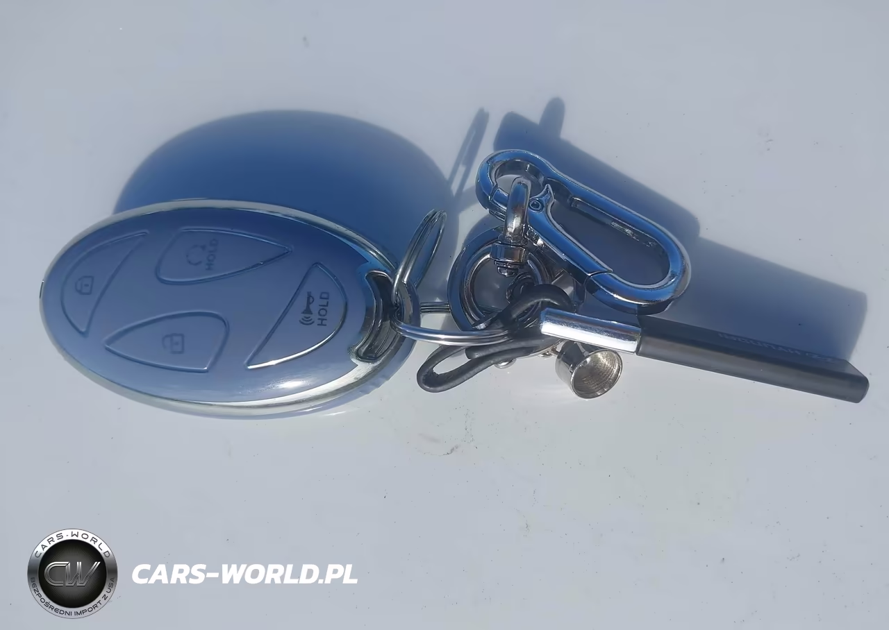 2026 Hyundai Santa Fe Hybrid Limited VIN:5NMP3DG18TH077425 - 11