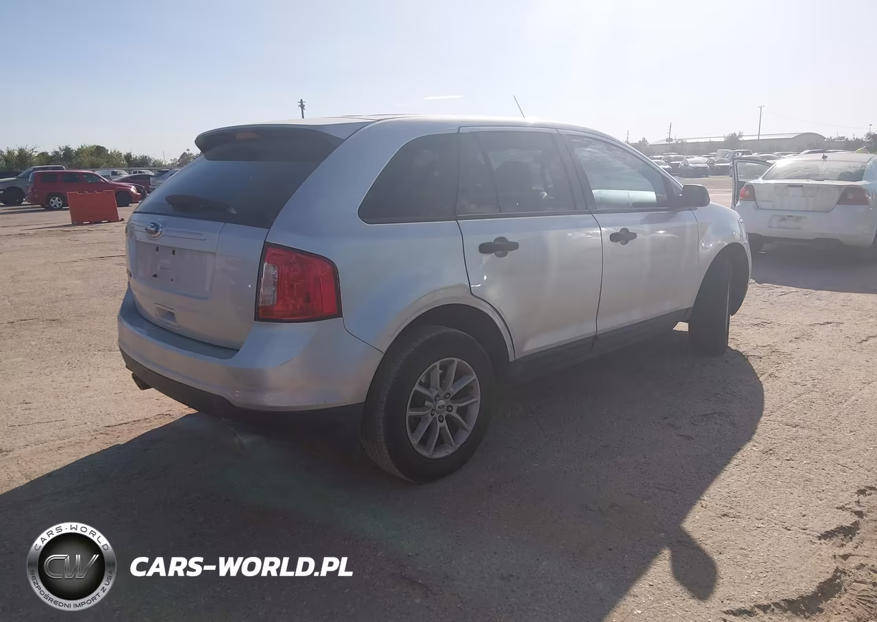 2013 Ford Edge Se VIN:2FMDK3GC0DBE25327 - 4