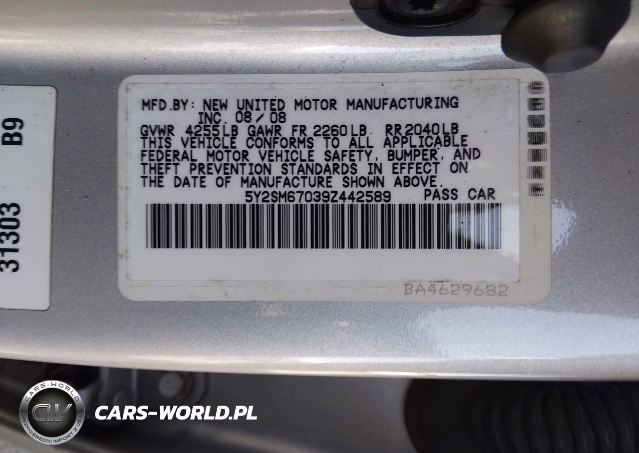 2009 Pontiac Vibe VIN:5Y2SM67039Z442589 - 9