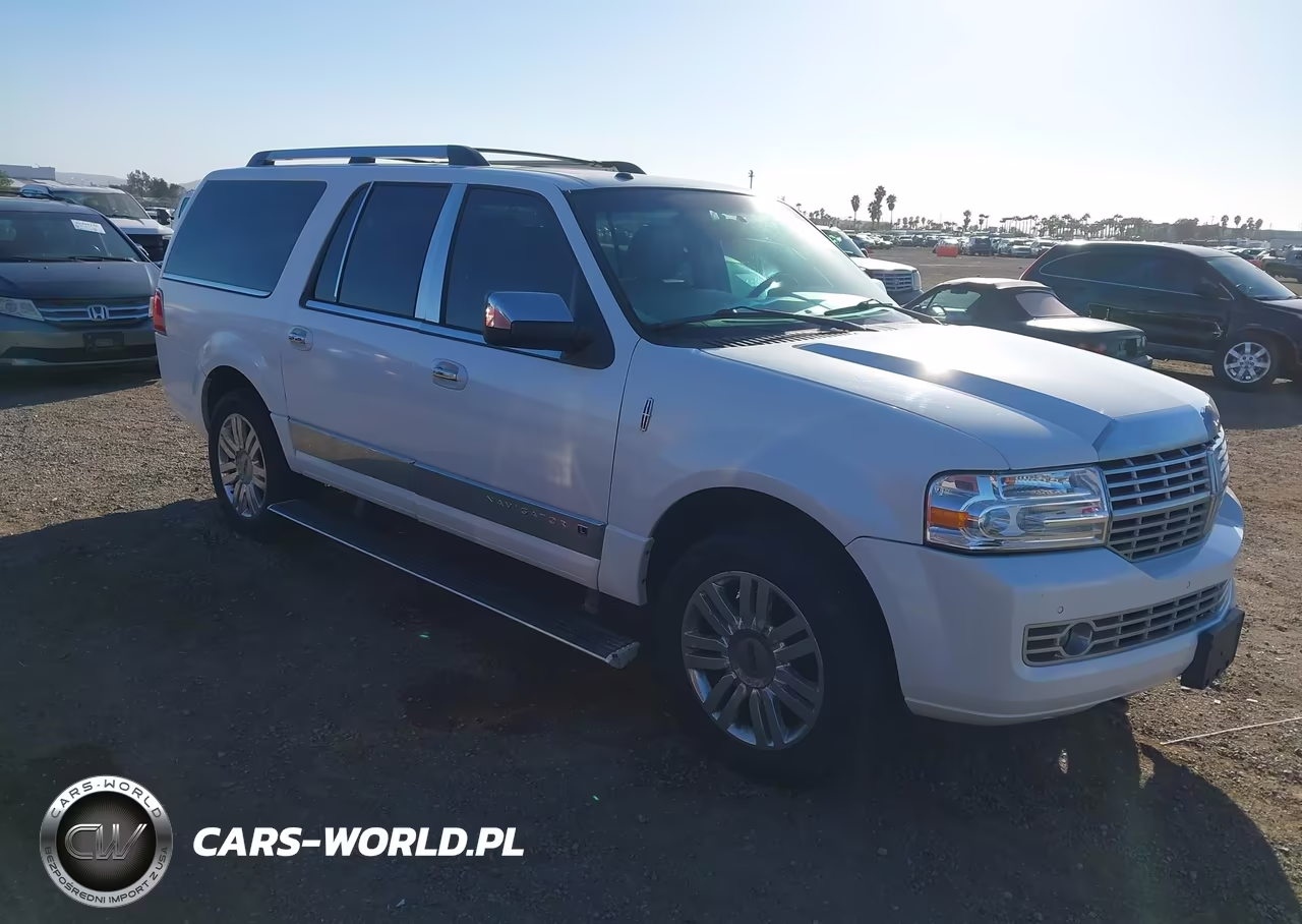 2011 Lincoln Navigator L