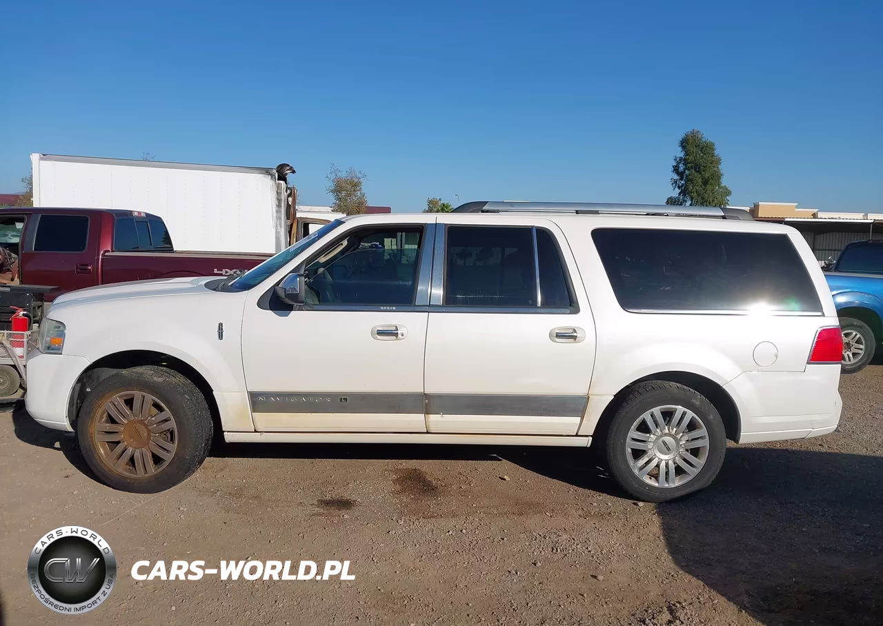2011 Lincoln Navigator L VIN:5LMJJ3J5XBEJ00389 - 14