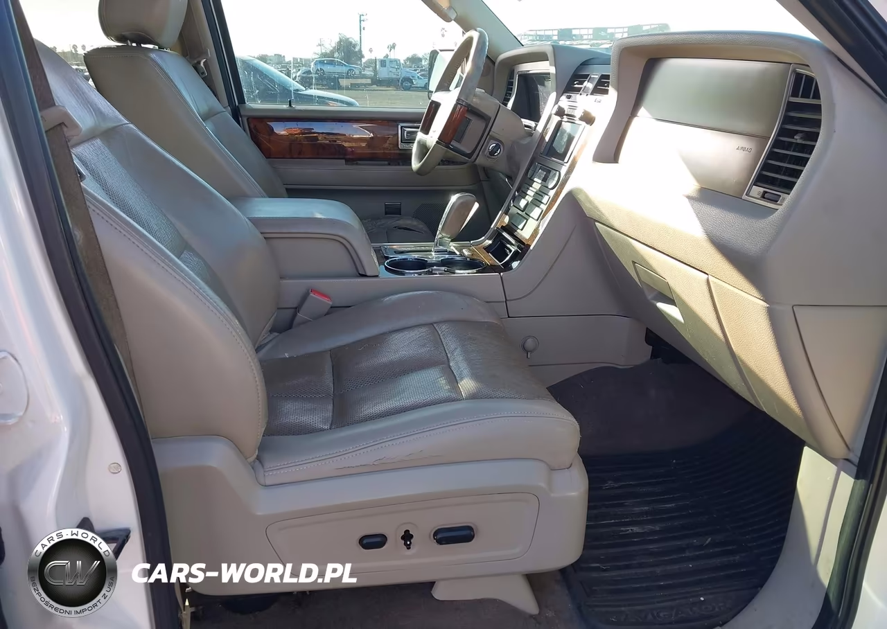 2011 Lincoln Navigator L VIN:5LMJJ3J5XBEJ00389 - 5