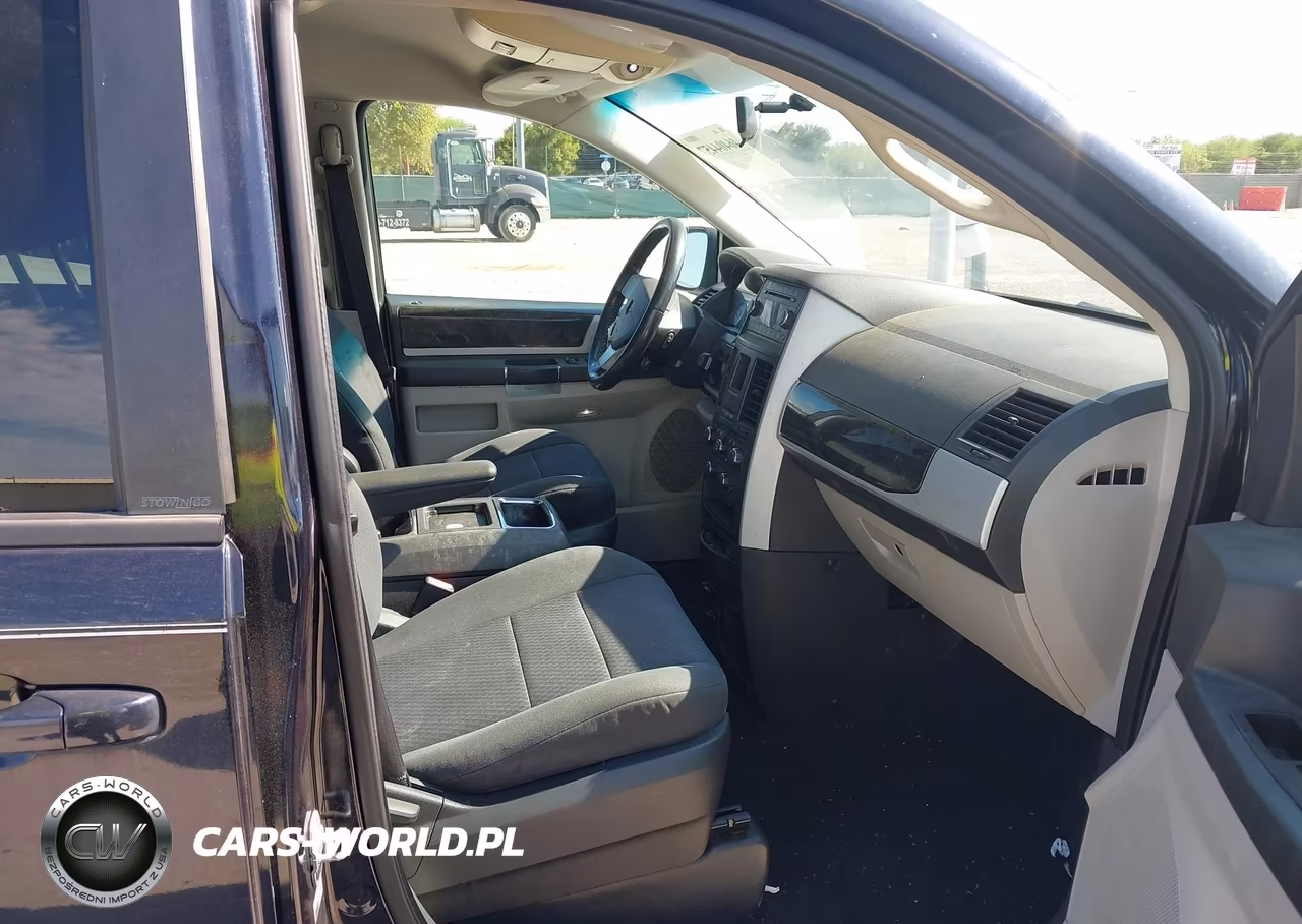 2010 Dodge Grand Caravan Sxt VIN:2D4RN5D19AR143435 - 5