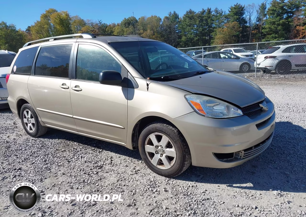 2004 Toyota Sienna Le