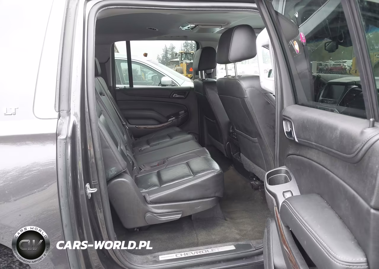 2018 Chevrolet Suburban Lt VIN:1GNSKHKCXJR198664 - 18