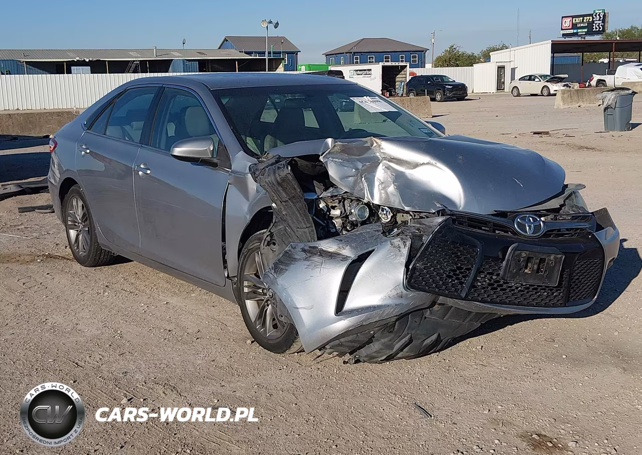 2015 Toyota Camry Se – zdjęcie 1 z 16