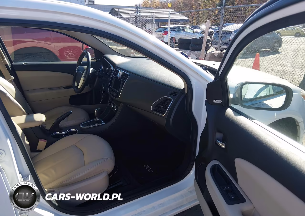 2014 Chrysler 200 Limited VIN:1C3CCBCG3EN135545 - 5