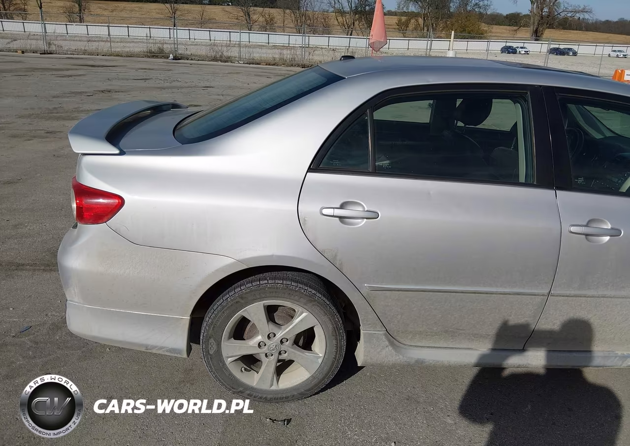 2011 Toyota Corolla S VIN:2T1BU4EE8BC748836 - 15