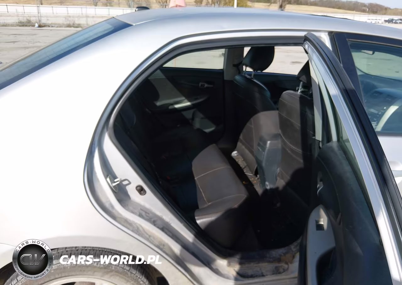 2011 Toyota Corolla S VIN:2T1BU4EE8BC748836 - 8