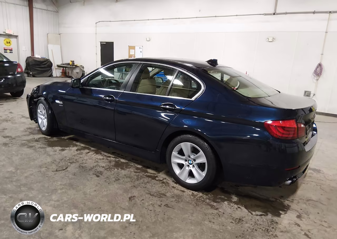 2012 BMW 528I xDrive VIN:WBAXH5C50CDW04279 - 3