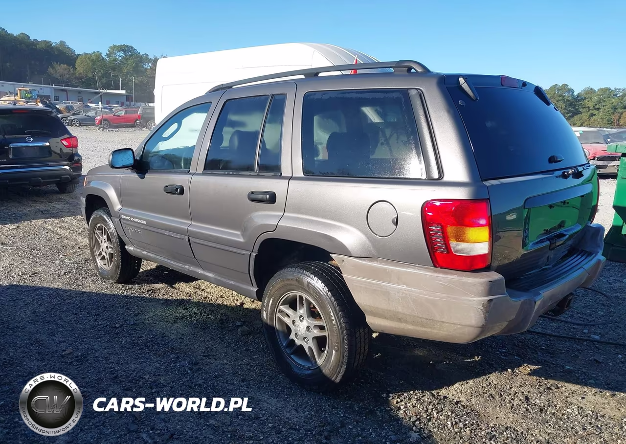 2004 Jeep Grand Cherokee Laredo VIN:1J4GX48SX4C133094 - 3