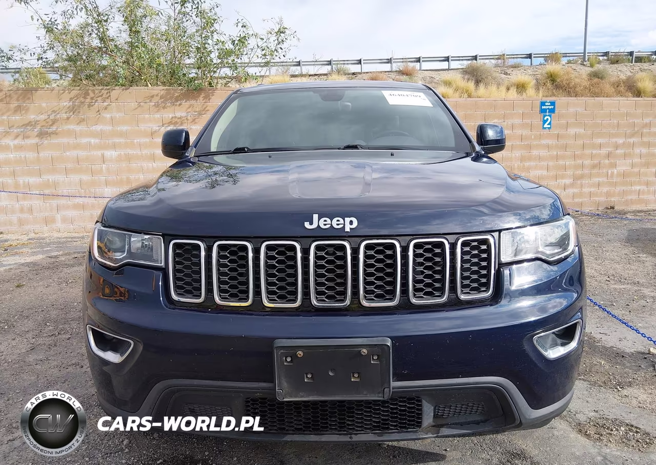 2017 Jeep Grand Cherokee Laredo 4X2 VIN:1C4RJEAG4HC855811 - 17