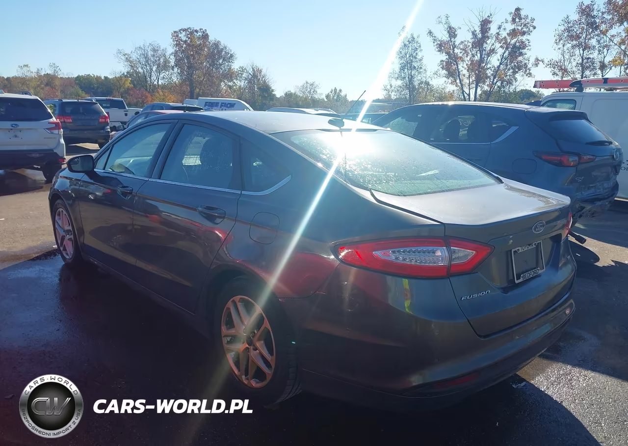 2015 Ford Fusion Se VIN:3FA6P0H75FR110998 - 3