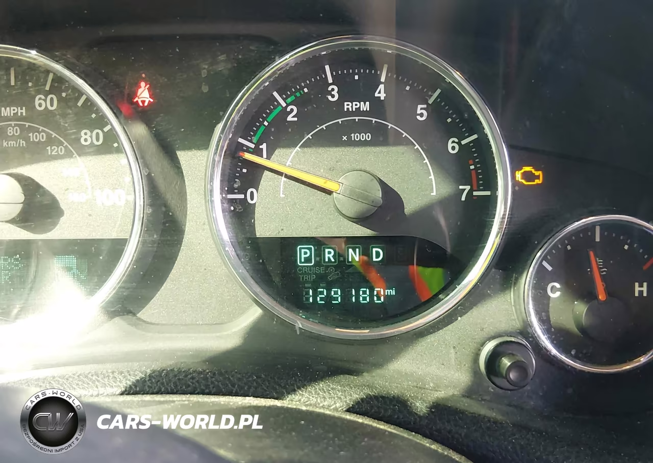 2015 Jeep Wrangler Unlimited Willys Wheeler VIN:1C4BJWDG4FL758835 - 15