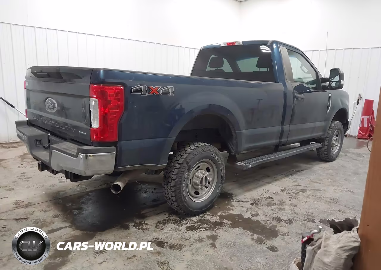 2018 Ford F-250 Xl VIN:1FTBF2B62JEC84062 - 4