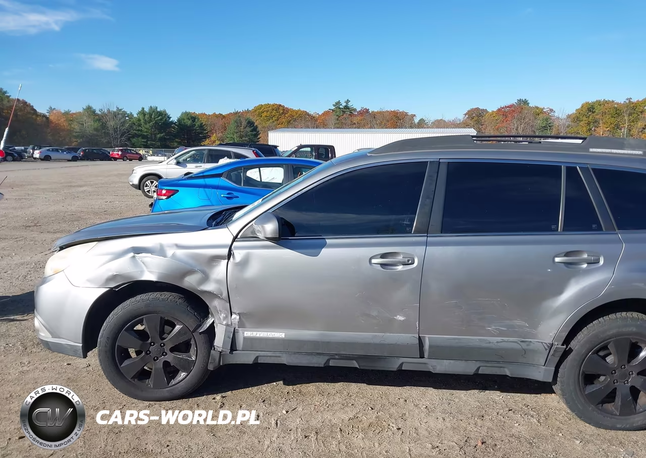 2011 Subaru Outback 2.5I Premium VIN:4S4BRBCC0B3337135 - 6