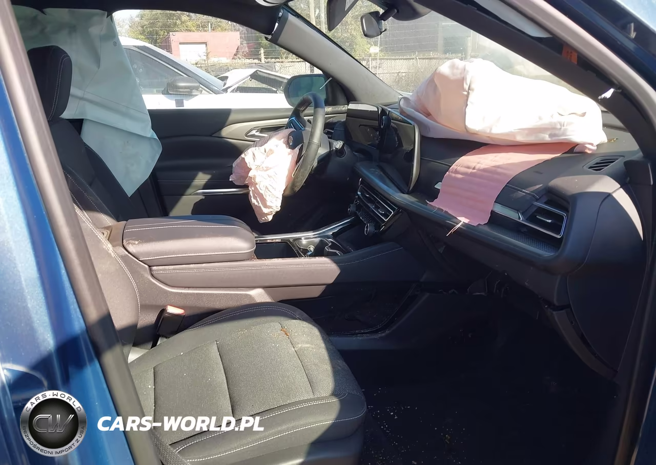 2025 Chevrolet Traverse Fwd Lt VIN:1GNERGRS4SJ175879 - 5
