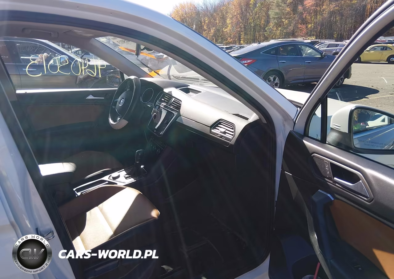 2019 Volkswagen Tiguan 2.0T Se-2.0T Sel-2.0T Sel R-Line-2.0T Sel R-Line Black VIN:3VV2B7AX7KM124856 - 5