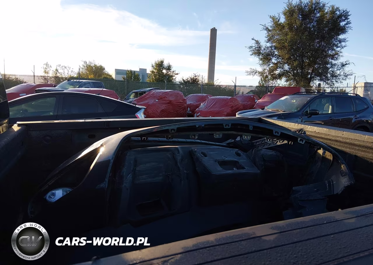 2018 Chevrolet Colorado Z71 VIN:1GCGTDEN3J1212467 - 12