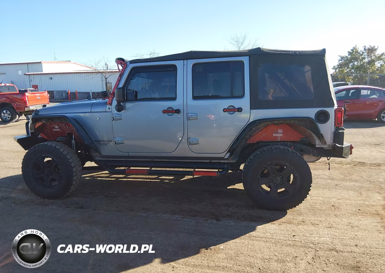 2017 Jeep Wrangler Unlimited Rubicon 4X4 VIN:1C4BJWFGXHL523890 - 14