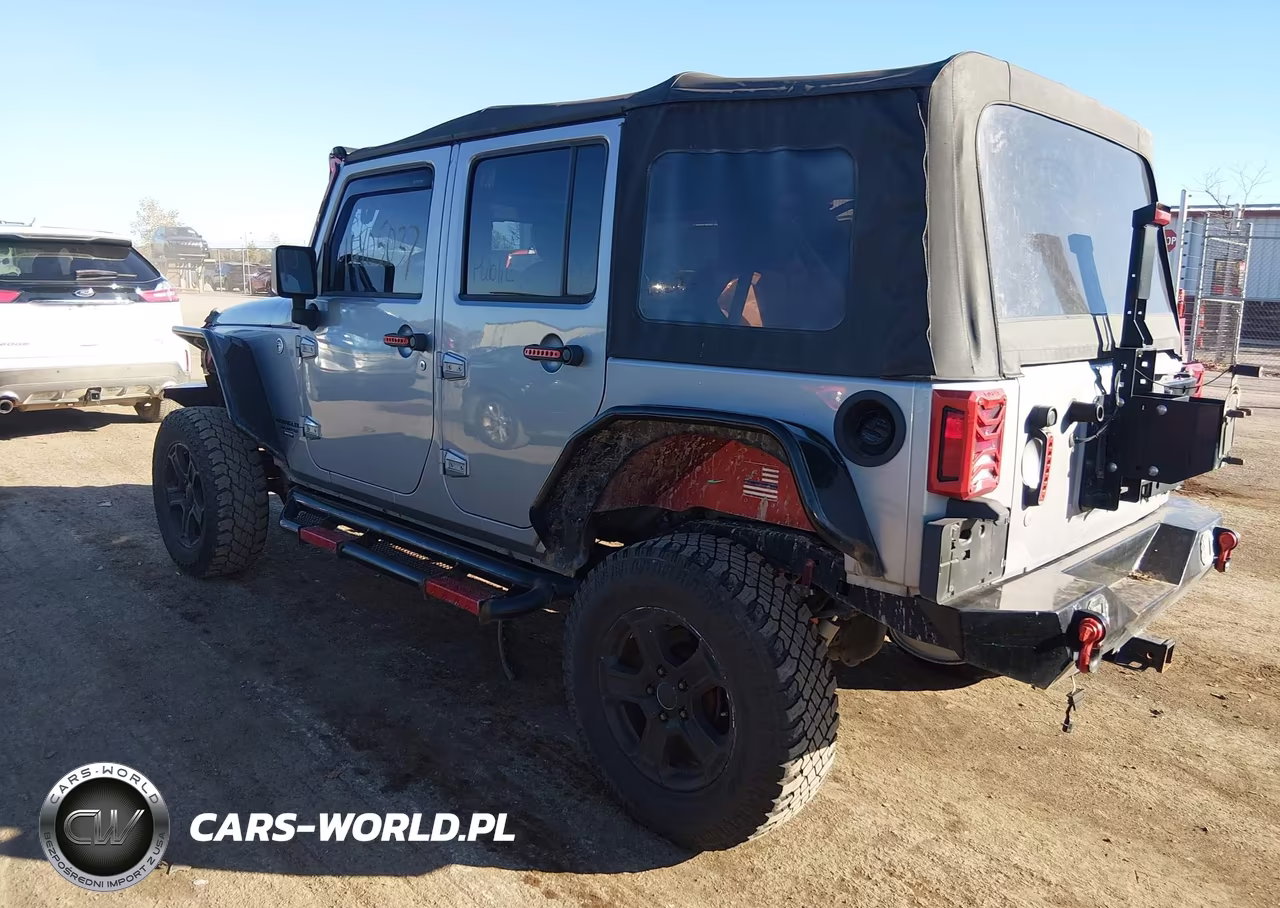 2017 Jeep Wrangler Unlimited Rubicon 4X4 VIN:1C4BJWFGXHL523890 - 3