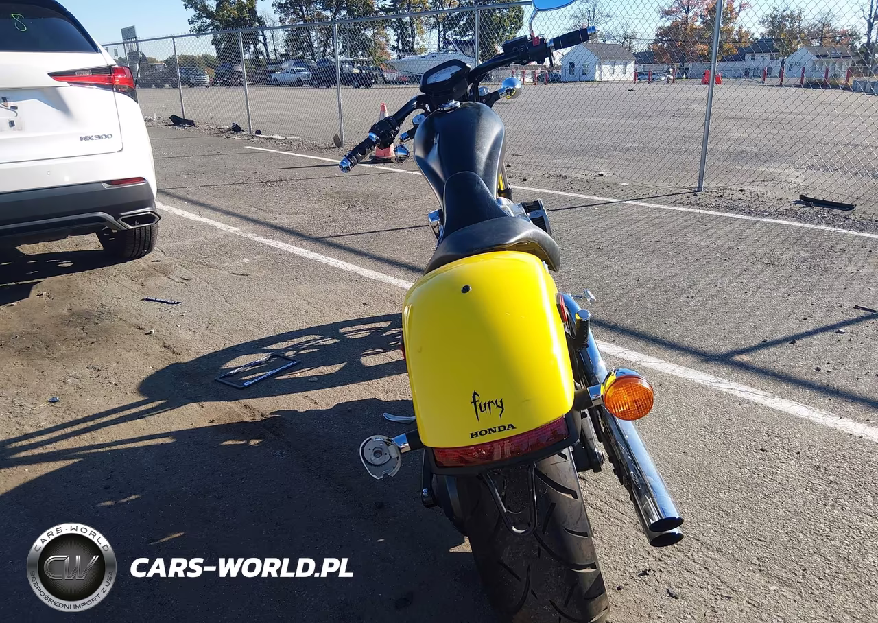 2017 Honda Vt1300 Cx VIN:JH2SC6128HK200442 - 6