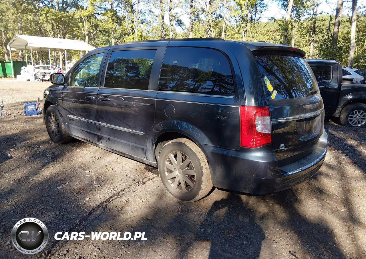 2014 Chrysler Town & Country Touring VIN:2C4RC1BG7ER277840 - 3
