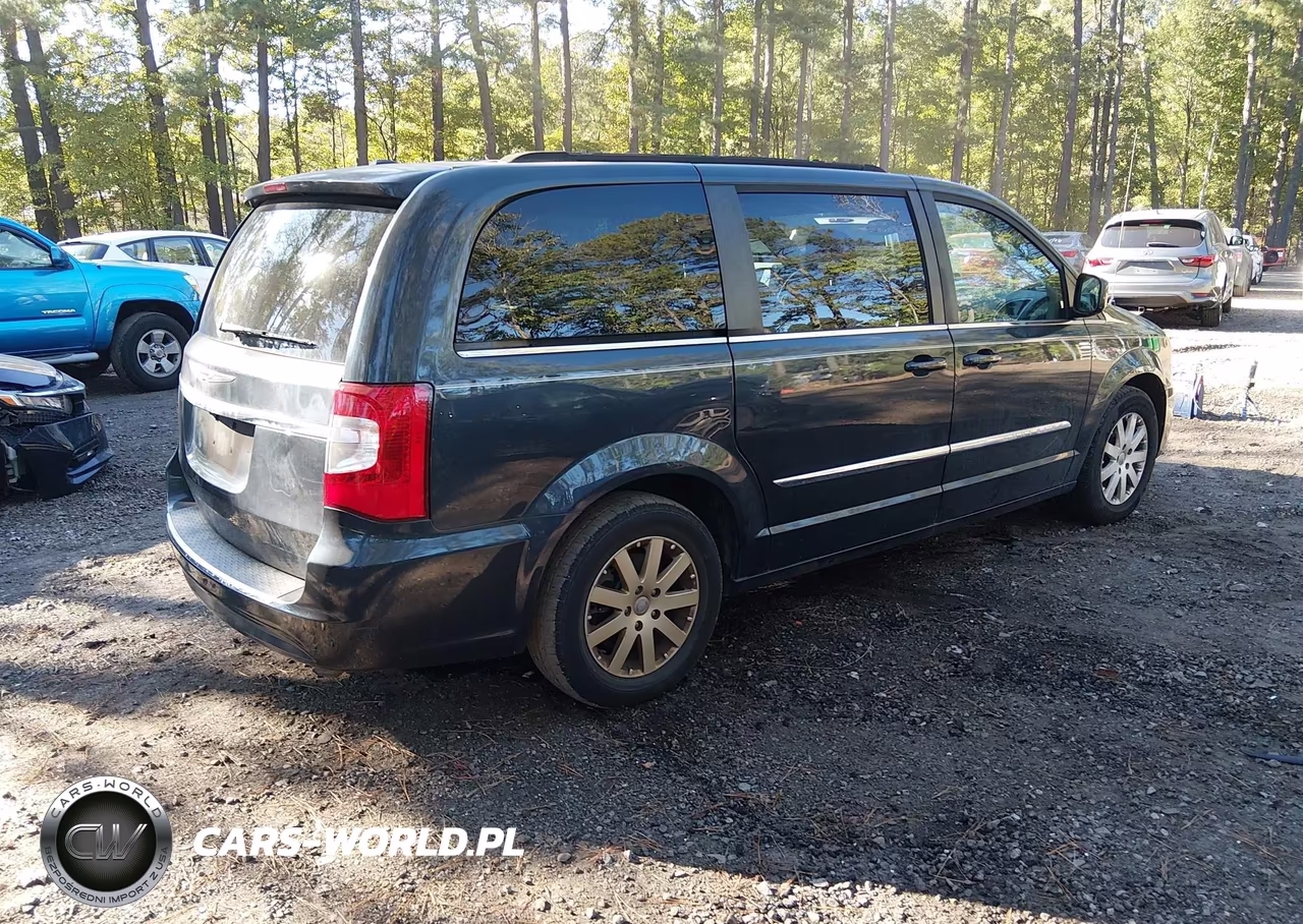 2014 Chrysler Town & Country Touring VIN:2C4RC1BG7ER277840 - 4