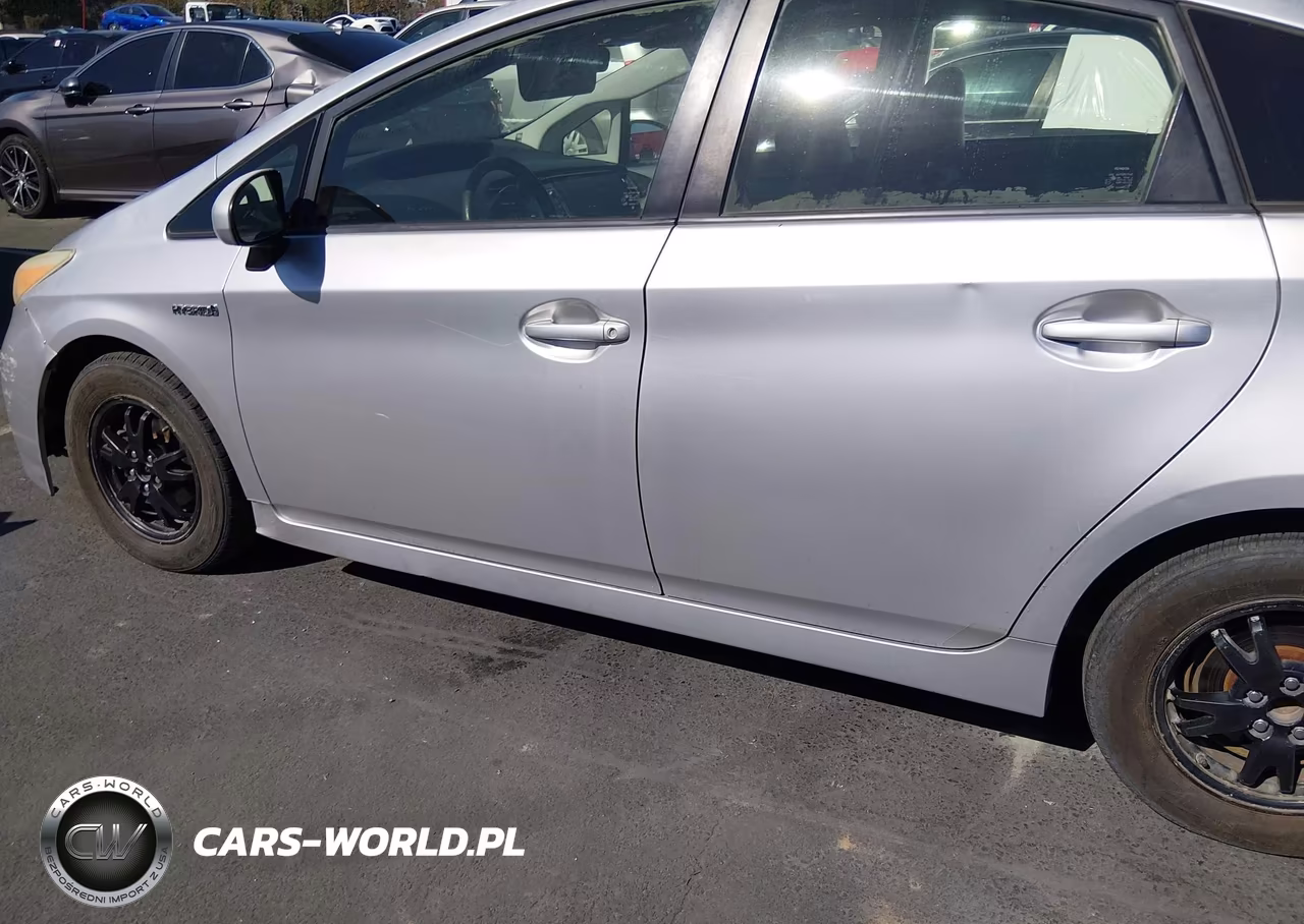2012 Toyota Prius Three VIN:JTDKN3DU4C1577928 - 14