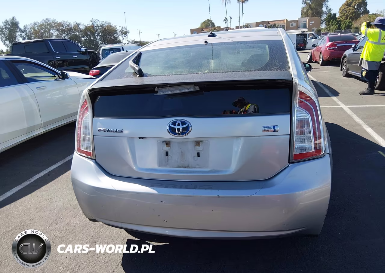 2012 Toyota Prius Three VIN:JTDKN3DU4C1577928 - 16