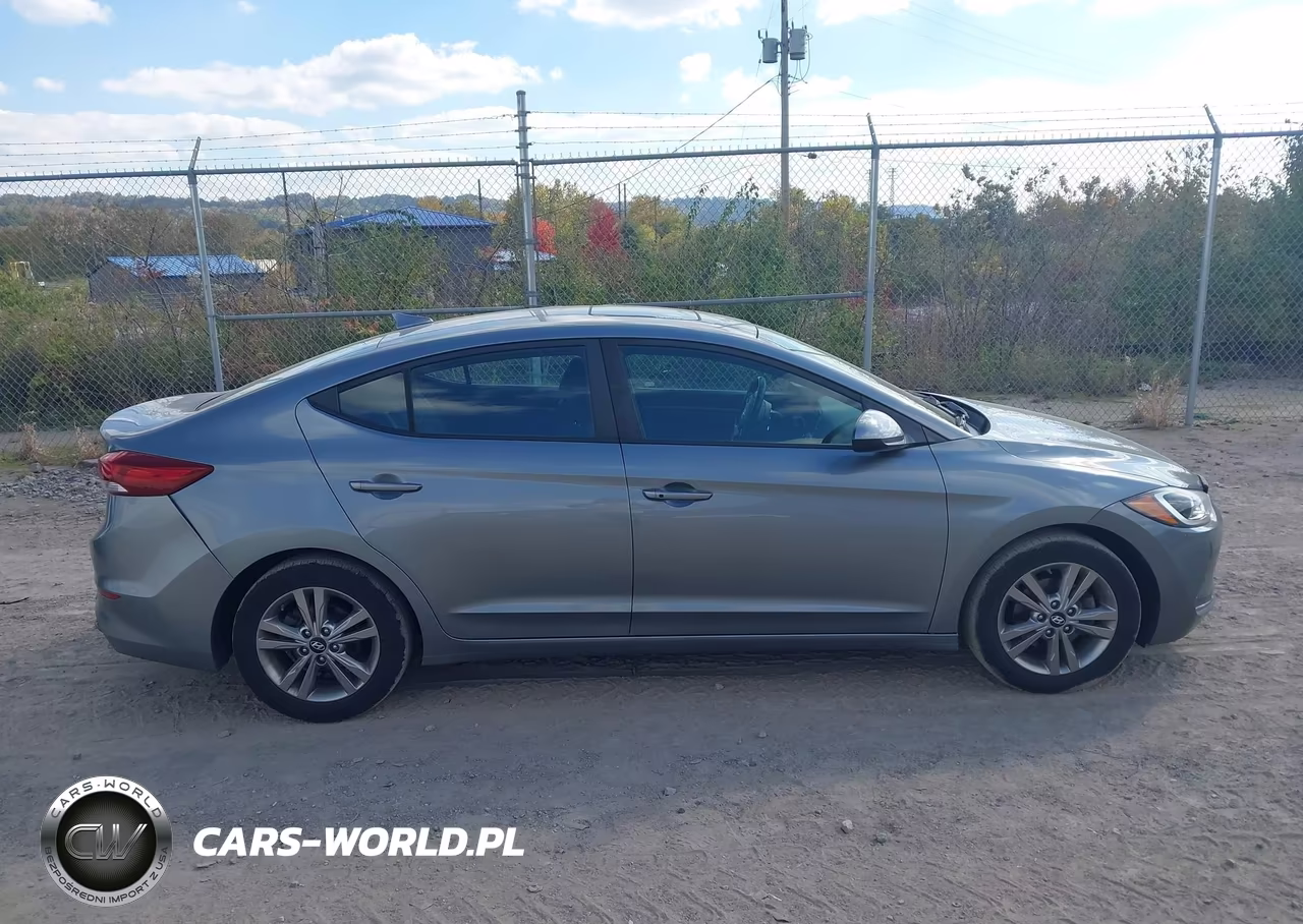 2018 Hyundai Elantra Value Edition VIN:KMHD84LF8JU594974 - 13
