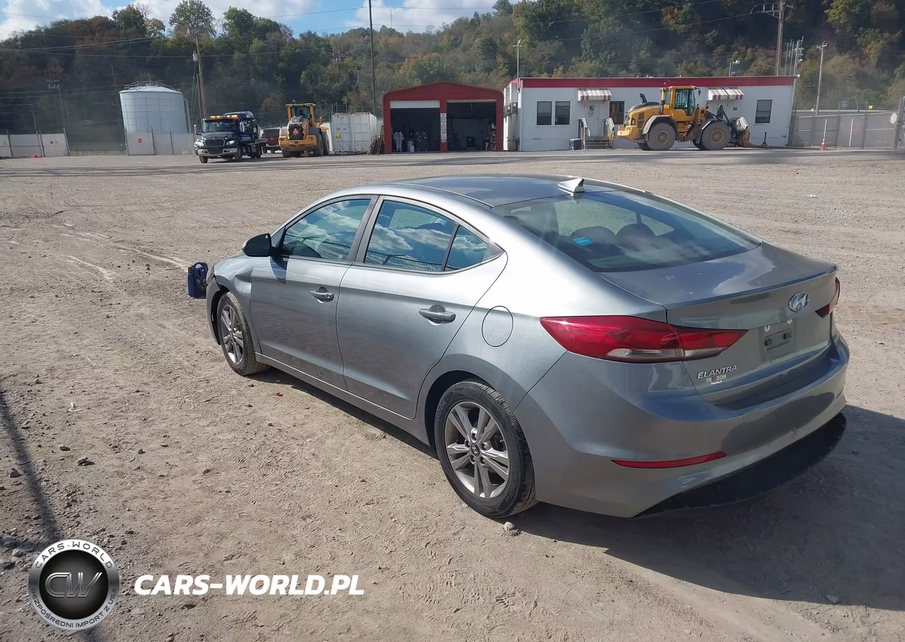 2018 Hyundai Elantra Value Edition VIN:KMHD84LF8JU594974 - 3
