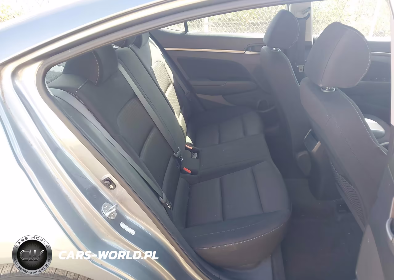 2018 Hyundai Elantra Value Edition VIN:KMHD84LF8JU594974 - 8
